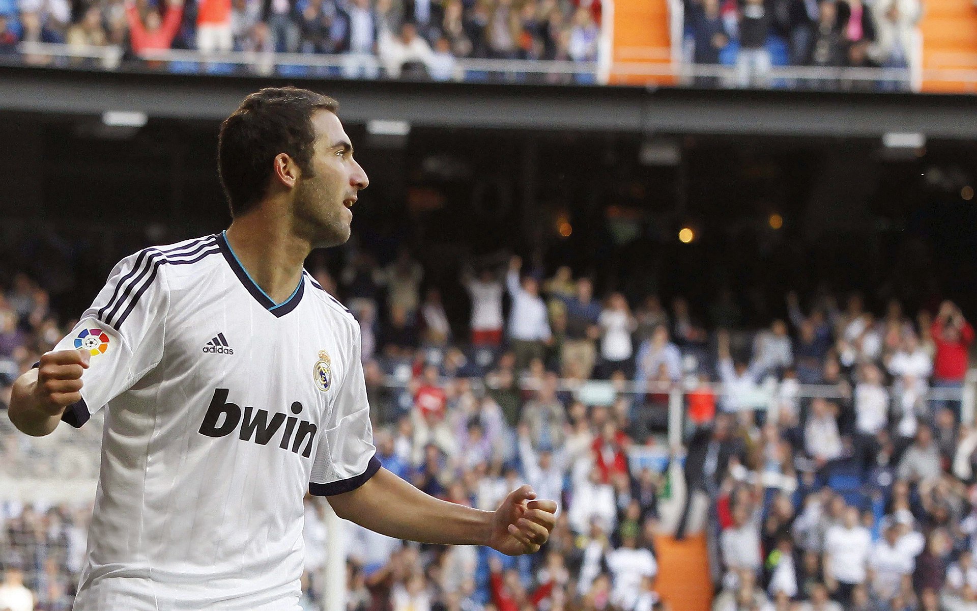 巴拉多利德客场逆转，拿下重要胜利，巴拉多利德老板